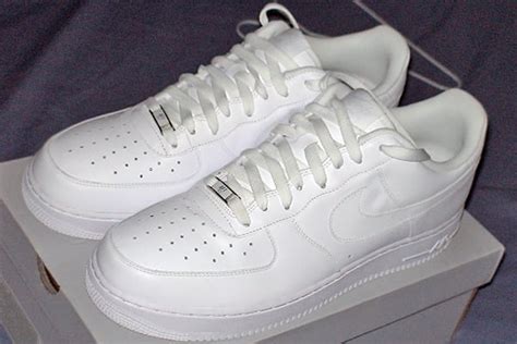 when was air force 1 discontinued.